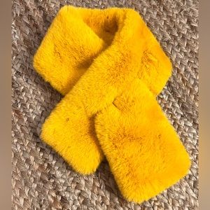 A New Day yellow faux fur scarf super soft